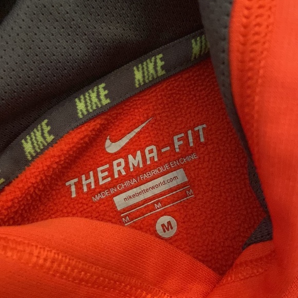 Nike Therma-Fit sweatshirt, orange. Kids M. - Picture 2 of 2